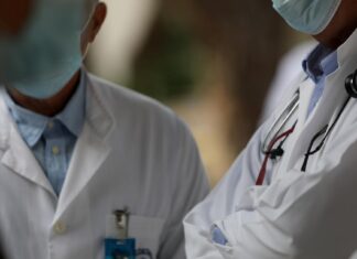 Σοκάρει 43χρονη Λαρισαία για νοσοκομείο: Κινδύνευσε κυριολεκτικά η ζωή μου. Θα άφηνα ένα παιδί 13 ετών ορφανό»