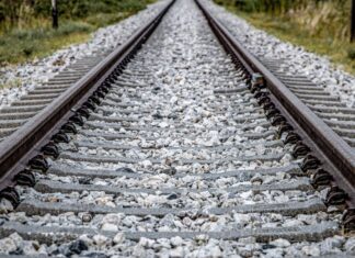 Λάρισα: 15 άτομα για την φύλαξη της σιδηροδρομικής γραμμής στα Φάρσαλα