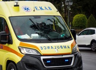 Κατέληξε ο άντρας που είχε βρεθεί χωρίς τις αισθήσεις του στην Λαρίσης