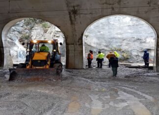 Τερεζάκης: Μέχρι το βράδυ θα δοθεί στη κυκλοφορία η γραμμή ανόδου στη σήραγγα Τεμπών