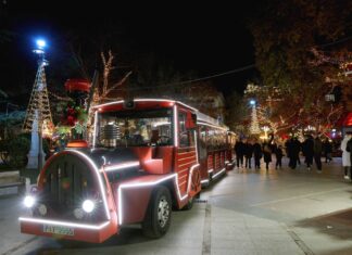 Σήμερα παραμονή Χριστουγέννων η υπερπαραγωγή χριστουγεννιάτικη παρέλαση στην Λάρισα – Το πρόγραμμα