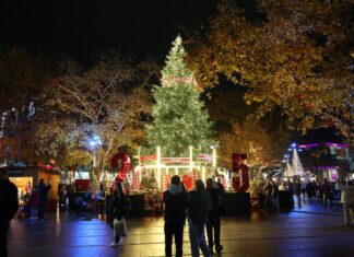 Larissa Santa City: Γιορτινή ατμόσφαιρα με λιχουδιές, γλυκίσματα και το Στέκι του Άη Βασίλη στη Λάρισα, τον απόλυτο χριστουγεννιάτικο προορισμό!