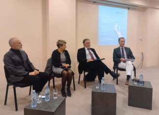 Λάρισα: «Υπάρχει οπισθοχώρηση στα Ανθρώπινα Δικαιώματα» – Ημερίδα για την Παγκόσμια Ημέρα