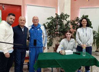 To 2o Γυμνάσιο Τυρνάβου τίμησε την ασημένια παραολυμπιονίκη Λήδα – Μαρία Μανθοπούλου