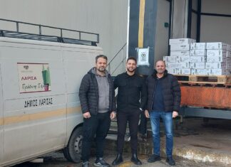 Προσφορά κατεψυγμένων προϊόντων στο Κοινωνικό Παντοπωλείο Λάρισας