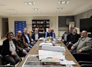 Συνάντηση Χρήστου Γιακουβή με τον Περιφερειάρχη Θεσσαλίας Δημήτρη Κουρέτα