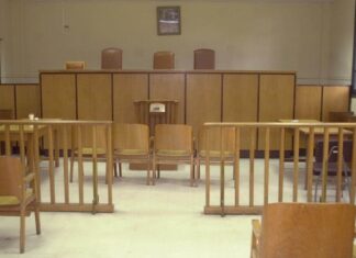 Διήμερη αποχή από σήμερα οι δικηγόροι της Λάρισας-Τρ, Τσάτσαρος: Παραβιάζονται βασικές αρχές Δικαίου (βίντεο)