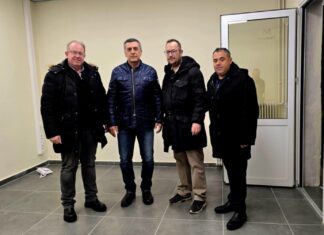 Με τα κλειδιά στο χέρι- Θεσσαλικοί Φορείς απέκτησαν στέγη με πρωτοβουλία του Περιφερειάρχη Δημήτρη Κουρέτα
