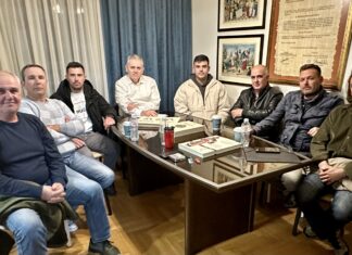 Συνάντηση Χαρακόπουλου με αμυγδαλοπαραγωγούς Τεμπών: Αποκατάσταση της αδικίας στους αμυγδαλοπαραγωγούς της Λάρισας