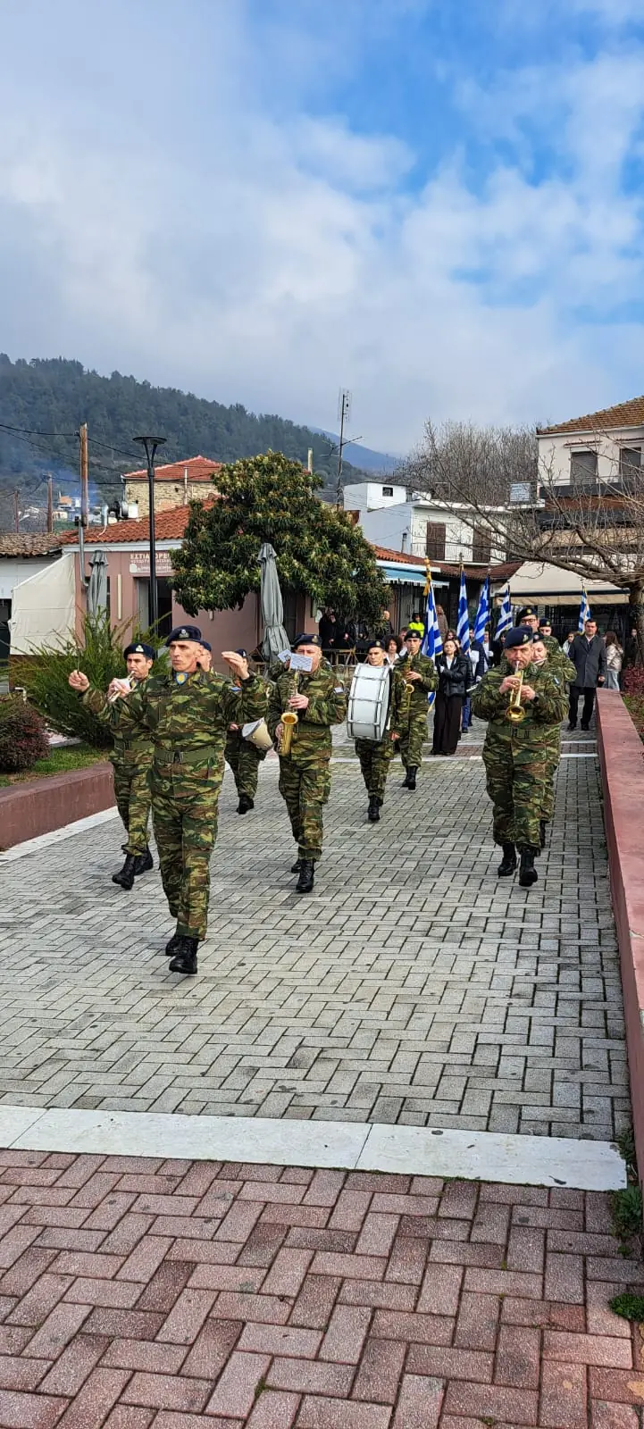 Με μεγαλοπρέπεια ο εορτασμός των Αγίων Αντωνίων στην Αγιά (ΦΩΤΟ)