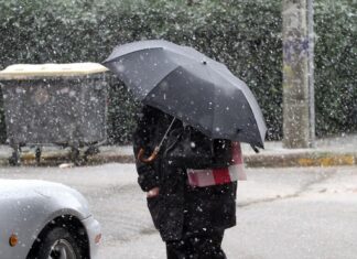 Χιονόνερο δείχνει ο καιρός σήμερα στη Λάρισα