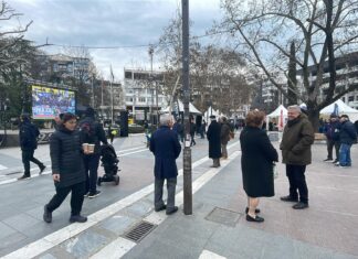 Λάρισα: Γιγαντοοθόνη στην κεντρική πλατεία για το ματς της ΑΕΛ στη Θεσσαλονίκη με Ηρακλή (ΦΩΤΟ)