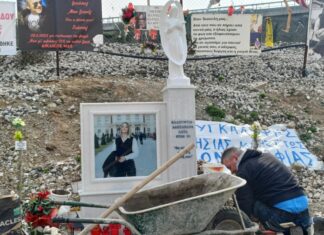 Στο σημείο της τραγωδίας των Τεμπών ο θείος της Κλαούντια Λάτα (ΦΩΤΟ)