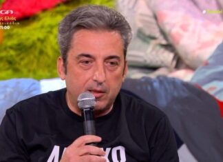 Τέμπη: Ράγισαν καρδιές οι γονείς των θυμάτων στον Λαζόπουλο: «Δυο χρόνια και ακόμα να μας πουν γιατί πέθαναν τα παιδιά μας»