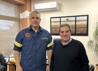 Στον Δήμαρχο Φαρσάλων ο νέος Διοικητής Πυροσβεστικών Υπηρεσιών Θεσσαλίας