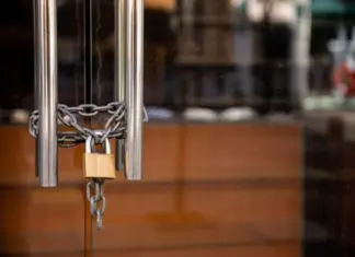 Λουκέτο σε επιχείρηση στη Λάρισα βάζει η Περιφέρεια Θεσσαλίας