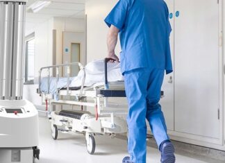 Άνοιξαν 18 θέσεις τραυματιοφορέων στα νοσοκομεία της Λάρισας