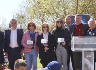 100 χρόνια ΔΕΥΑΛ: Με χαμόγελα και ζωγραφιές πλημμύρισε η όχθη του Πηνειού