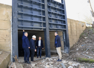 Δήμος Λαρισαίων: Νέα θυροφράγματα στον Άγιο Θωμά – Ολοκληρώθηκαν οι εργασίες εγκατάστασης – ΦΩΤΟ
