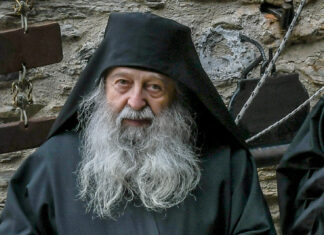 Θλίψη στη Λάρισα: Εκοιμήθη ο Μοναχός Φιλόθεος