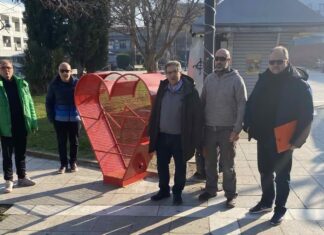 Επεκτείνει το δίκτυο ανακύκλωσης ο Δήμος Φαρσάλων