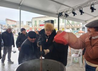 Αναβίωσε το Μπουρανί στον Τύρναβο (ΦΩΤΟ)
