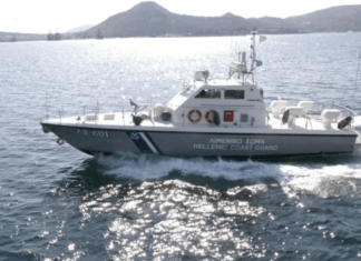 Βυθίστηκε σκάφος στο Λιτόχωρο – Διασώθηκε ο 61χρονος άνδρας από το Λιμενικό