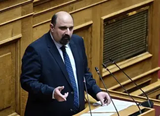 Η Βουλή στέλνει τον Τριαντόπουλο σε Προανακριτική για τα Τέμπη