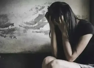 43χρονος επιτέθηκε στην σύζυγό του στο πασχαλινό γλέντι