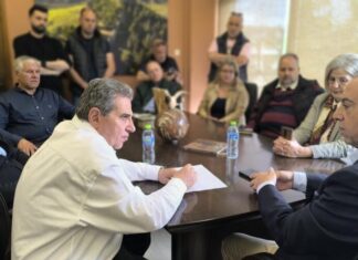 Συνάντηση Κέλλα – Εσκίογλου: Θέμα ημερών οι υπογραφές για την γέφυρα της Αμπελιάς