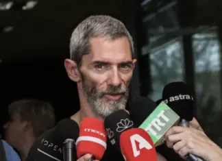 Τέμπη-Λακαφώσης: Μετά τον σάλο τα γυρίζει για το ξυλόλιο και το παράνομο φορτίο – Τι υποστηρίζει
