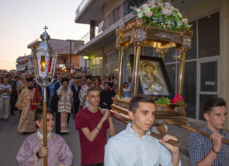 Το πρόγραμμα των Ακολουθιών της Μεγάλης Παρασκευής και του Μεγάλου Σαββάτου στον Μητροπολιτικό Ναό Αγίας Παρασκευής στα Φάρσαλα