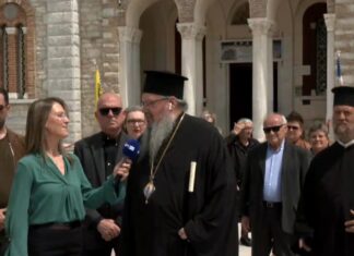 Ιστορική στιγμή: Σήμερα ο αγιασμός για τα θυρανοίξια του Ιερού Ναού Κοιμήσεως της Θεοτόκου στον Αμπελώνα , που επλήγη από το σεισμό του 2021