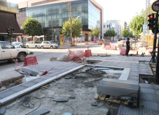 Λάρισα: Ξεκινούν σήμερα οι εργασίες ανακατασκευής πεζοδρομίων στην Ηπείρου