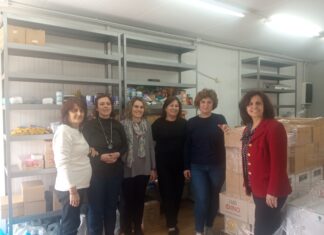 Δήμος Τεμπών: Διανομή τροφίμων από το Κοινωνικό Παντοπωλείο ενόψει Πάσχα