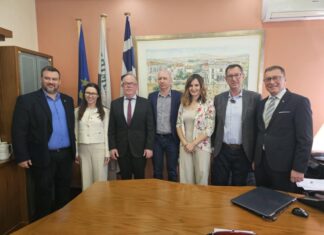 Σερβική αποστολή από το Κρούσεβατς στο Επιμελητήριο Λάρισας
