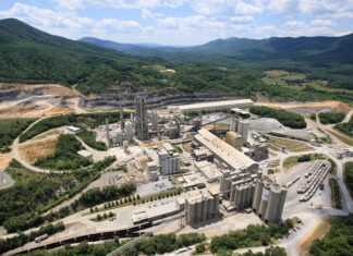 Η ΤΙΤΑΝ εξαγόρασε οικογενειακή εταιρία στη Λάρισα