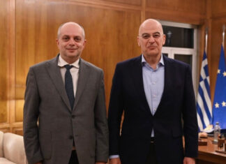 Δένδιας-Καπετάνος: Συνάντηση για Ένοπλες Δυνάμεις, Στρατόπεδα Λάρισας, ΠΕΒ-Εθνοφύλακες και ενίσχυση Στρατοδικείου