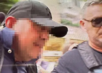 Λάρισα: «Όχι, όχι, δεν πείραξα τα παιδιά» τα πρώτα λόγια του 50χρονου ταξιτζή