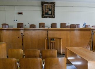 Λάρισας: Κάθειρξη 12 ετών για γενετήσιες πράξεις κατά ανήλικης