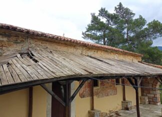Εγκατάλειψη και αδιαφορία για τον βυζαντινό ναό στον λόφο της Επισκοπής (εικόνες)