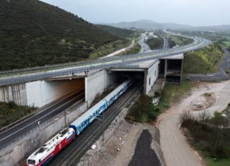 Τέμπη: Σοβαρά ερωτήματα για την κινητοποίηση της Πυροσβεστικής τις κρίσιμες ώρες