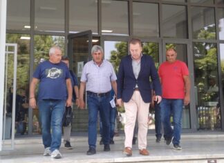 Στον εισαγγελέα Κόκκαλης και αγρότες για επέκταση φωτοβολταϊκών σε γη υψηλής παραγωγικότητας (ΦΩΤΟ)
