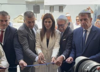 Εγκαίνια ανακαινισμένης Συναγωγής στη Λάρισα παρουσία Ζαχαράκη υπό δρακόντεια μέτρα ασφαλείας (ΦΩΤΟ)