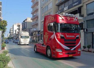 Ξεσήκωσαν την πόλη για να γιορτάσουν τον γάμο συναδέλφου τους – ΦΩΤΟ/ΒΙΝΤΕΟ