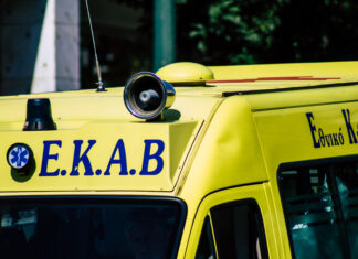 Λάρισα: Ένας 43χρονος τραυματίας σε τροχαίο μετά από σύγκρουση οχημάτων