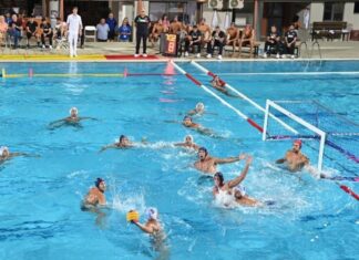 Ελλάδα – Ιταλία 10-16: Φιλική ήττα για την εθνική πόλο στο κατάμεστο κολυμβητήριο της Λάρισας