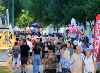 Λάρισα: Με Αλκίνοο Ιωαννίδη συνεχίζεται η δεύτερη ημέρα του Φεστιβάλ Πηνειού