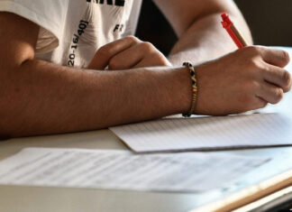 Μηδενίστηκε Θεσσαλός μαθητής στις πανελλήνιες λόγω κινητού – Αδιόρθωτος ο υποψήφιος…