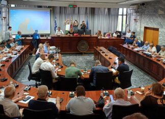 Το φεστιβάλ καφέ και η Τάκη Τσιόγκα πεδίο αντιπαράθεσης στο δημοτικό συμβούλιο Λάρισας (ΦΩΤΟ)